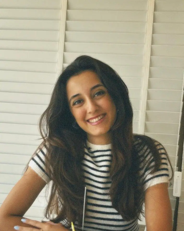 Yeminli tercüman Sude Özmen